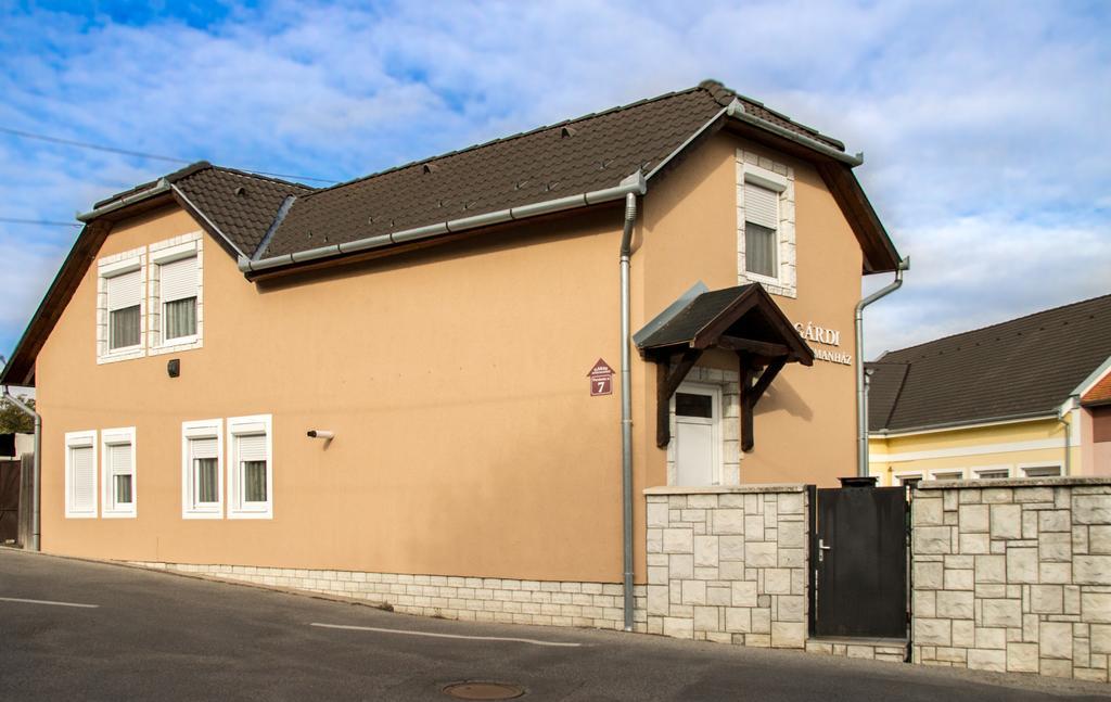 Gardi Apartman Szekszárd Exteriér fotografie