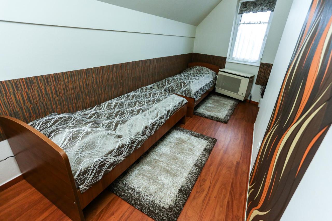 Gardi Apartman Szekszárd Exteriér fotografie